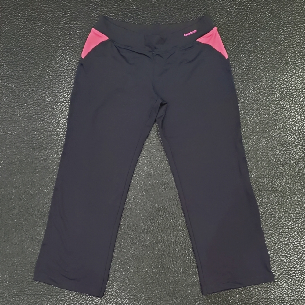 Bebe Logo Graphite/Rouge Cropped Pants - Medium.